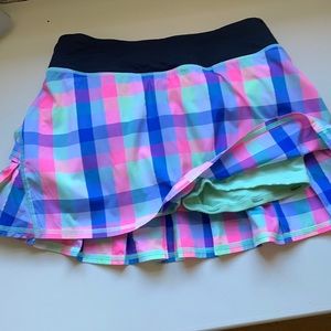 Lululemon tennis/running skirt - rare color